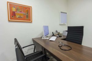 escritório-clinica-claritas-sala-consulta-médica-5